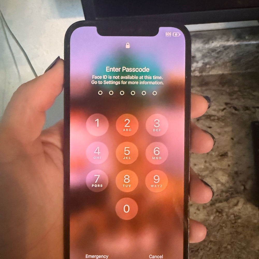 iPhone 14 T-mobile -back is shattered everything else works great! Will be reset